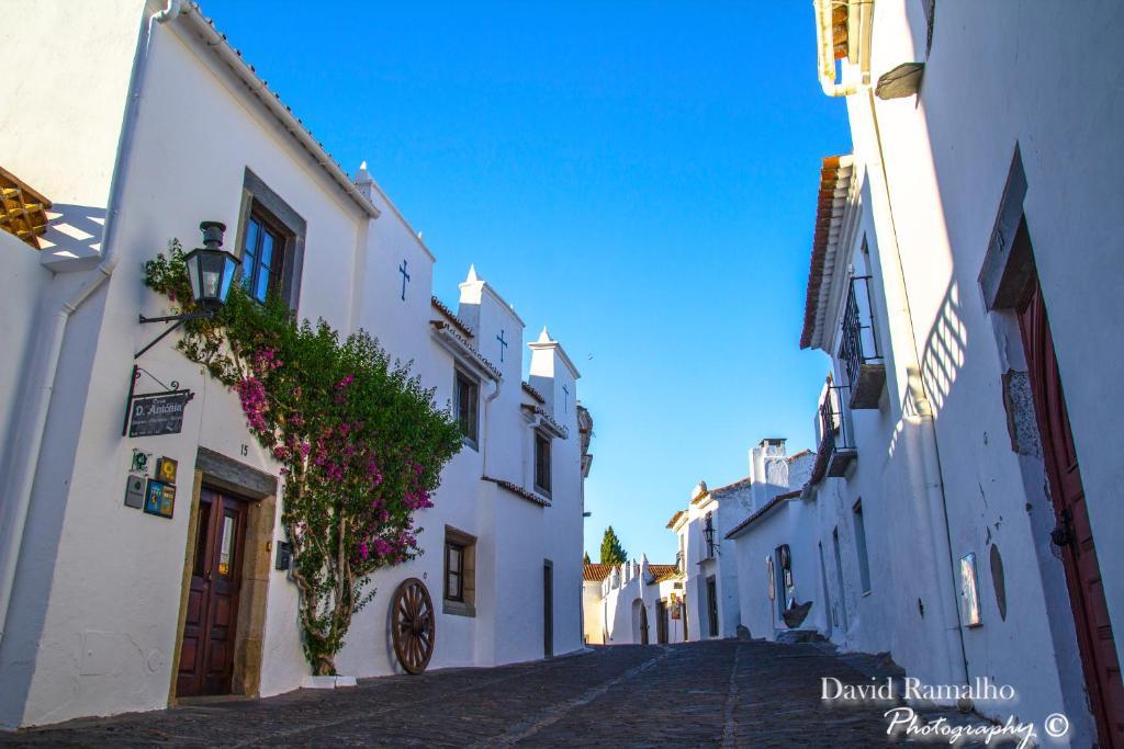 Casa Dona Antonia - Monsaraz Bed & Breakfast ภายนอก รูปภาพ